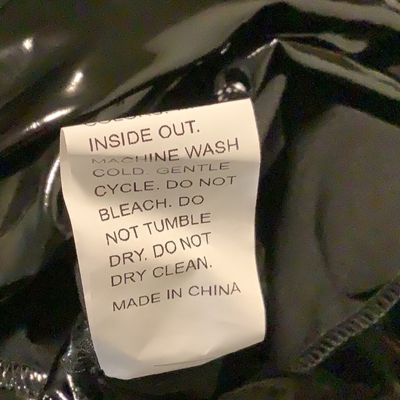 Women’s unbranded black ruched side and zipper side polyurethane liquid skirt - Picture 11 of 11